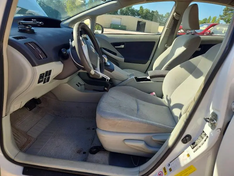 2010 TOYOTA PRIUS II  