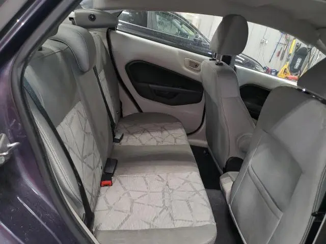 2013 FORD FIESTA SE  