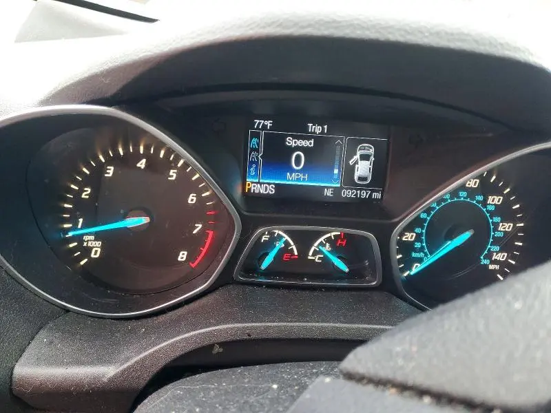 2016 FORD ESCAPE SE  