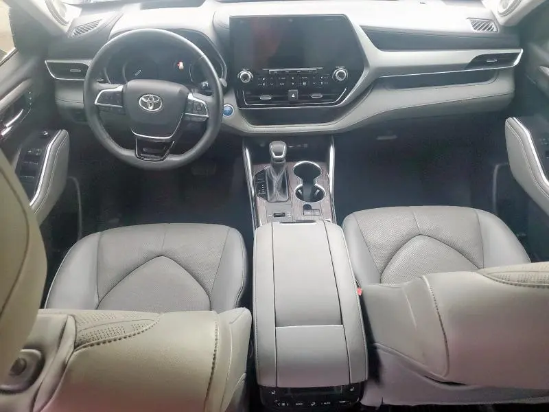 2021 TOYOTA HIGHLANDER HYBRID PLATINUM  