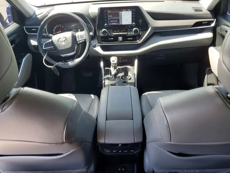 2021 TOYOTA HIGHLANDER   