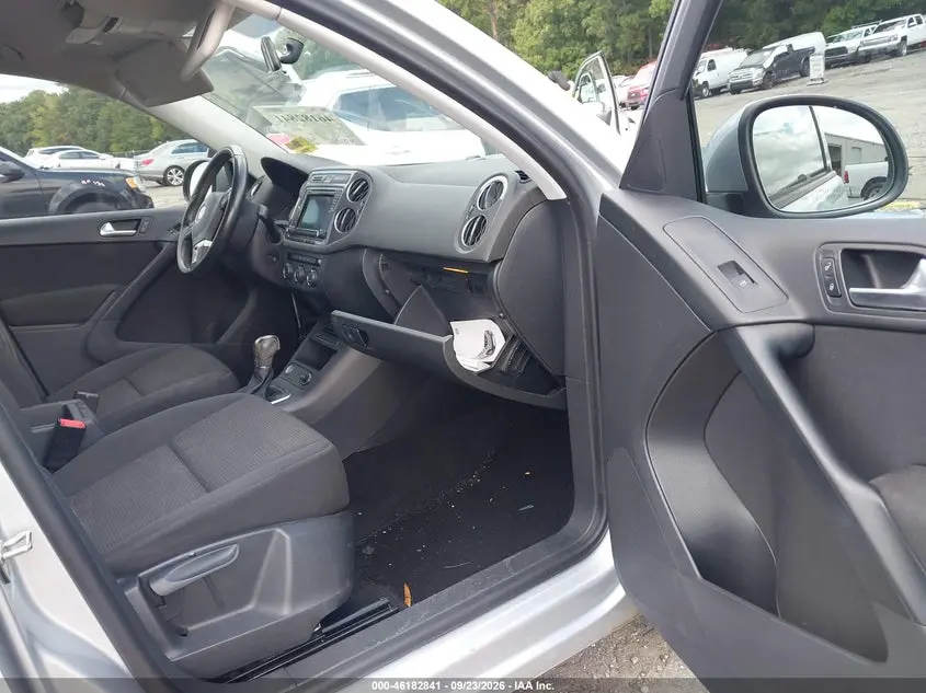 2017 VOLKSWAGEN TIGUAN 2.0T/2.0T S