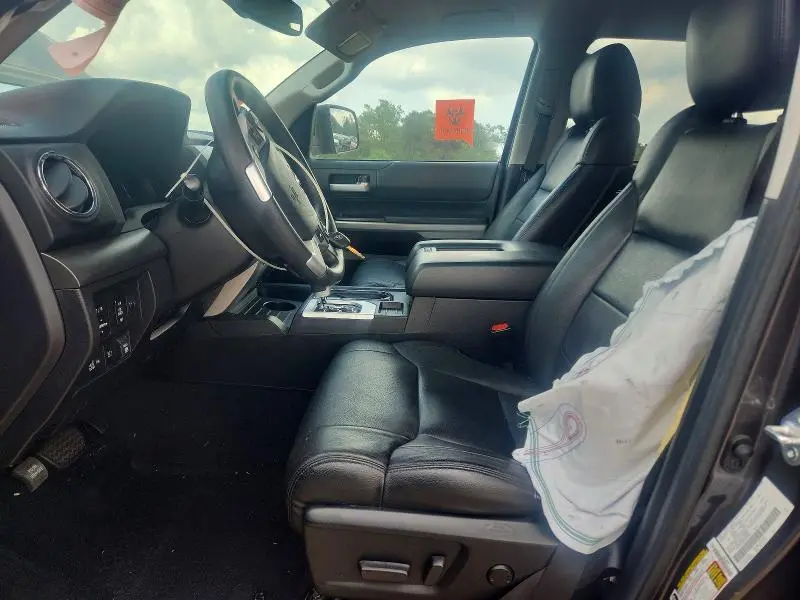 2021 TOYOTA TUNDRA SR5  