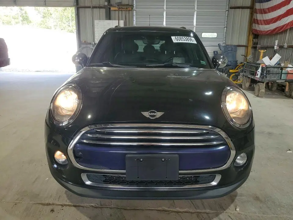 2016 MINI COOPER   