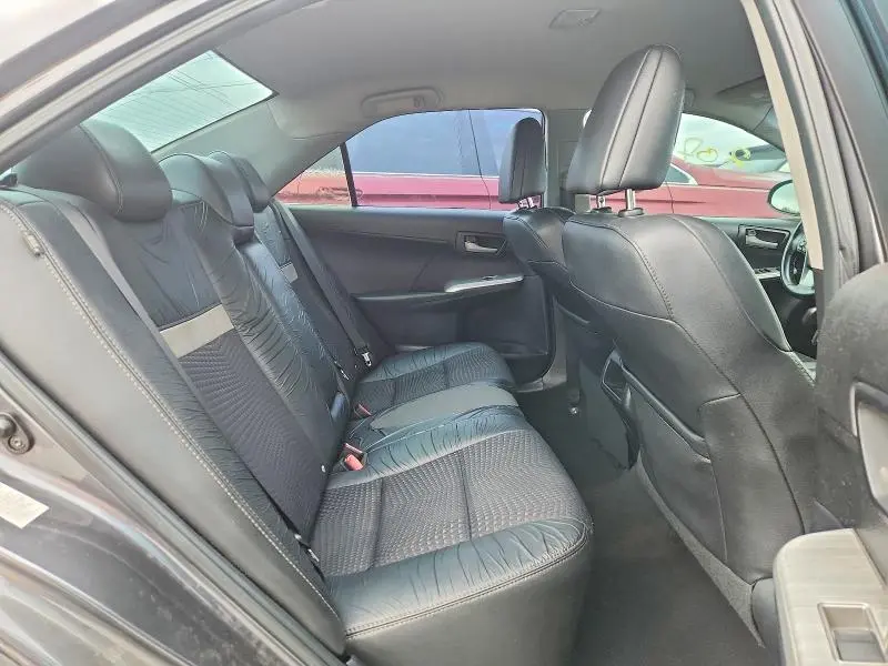 2013 TOYOTA CAMRY SE  