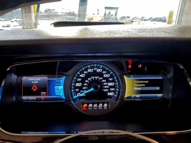 2015 FORD TAURUS LIMITED  