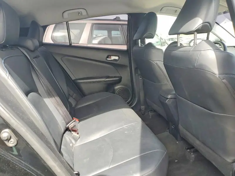 2016 TOYOTA PRIUS THREE TOURING  