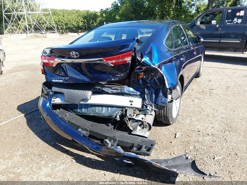 2013 TOYOTA AVALON XLE