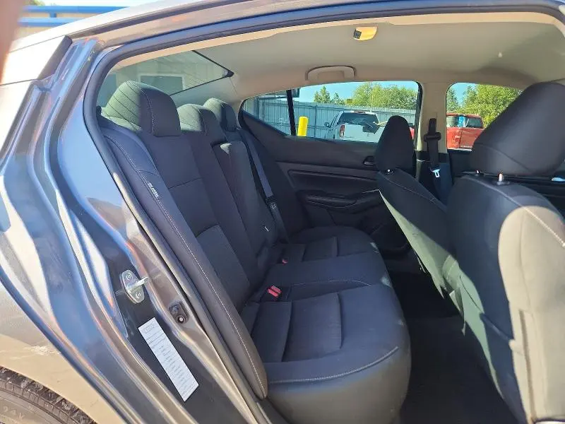 2024 NISSAN ALTIMA SV  