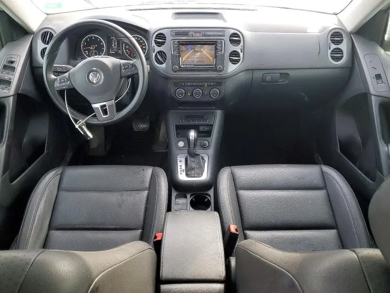 2016 VOLKSWAGEN TIGUAN   