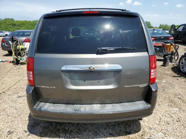 2010 CHRYSLER TOWN & COUNTRY TOURING  