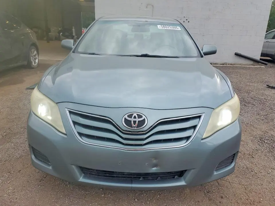 2011 TOYOTA CAMRY LE  