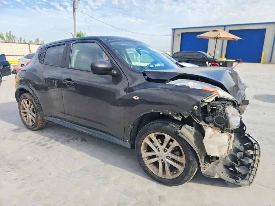 2012 NISSAN JUKE S  