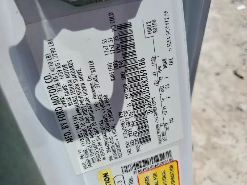2019 FORD FUSION SE  