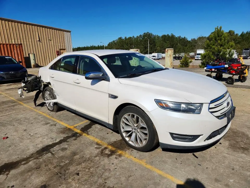 2015 FORD TAURUS LIMITED  