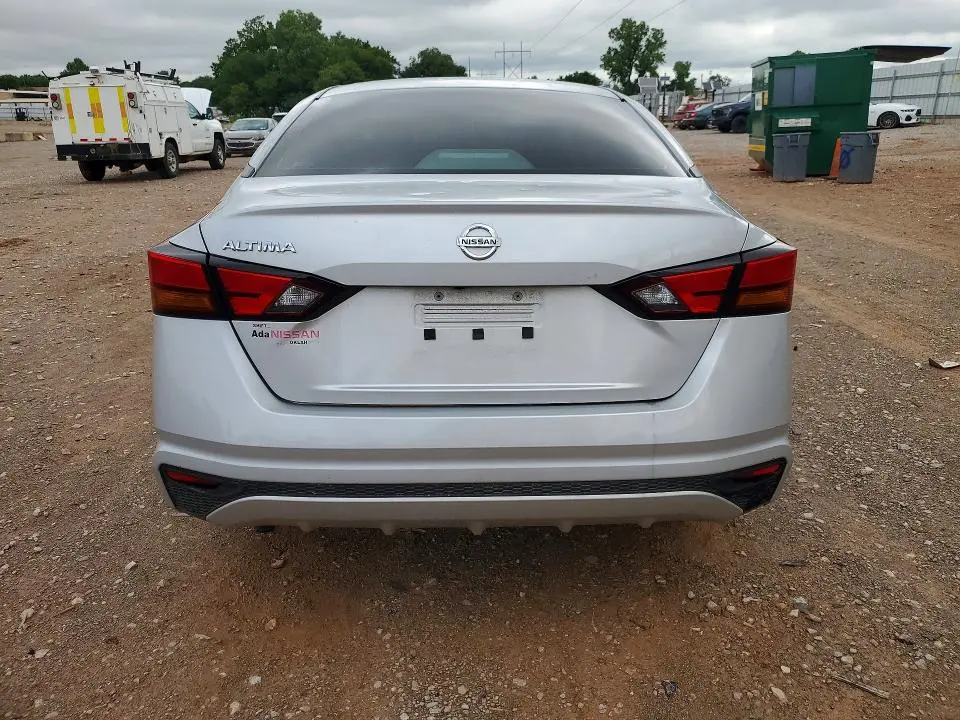 2022 NISSAN ALTIMA S  