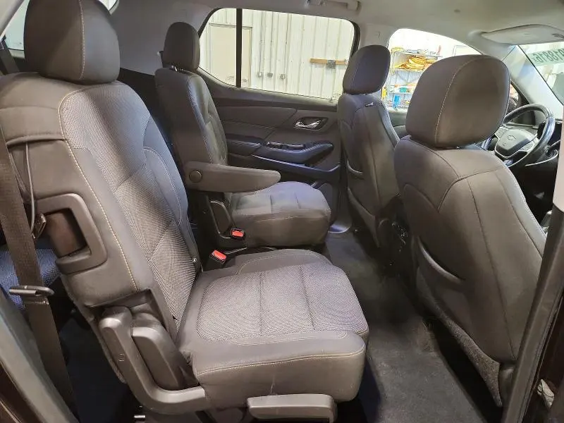 2020 CHEVROLET TRAVERSE LT  