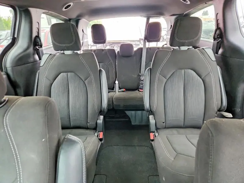 2024 CHRYSLER PACIFICA TOURING  