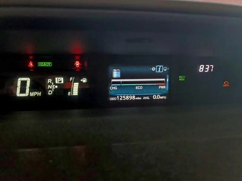 2015 TOYOTA PRIUS V FOUR  