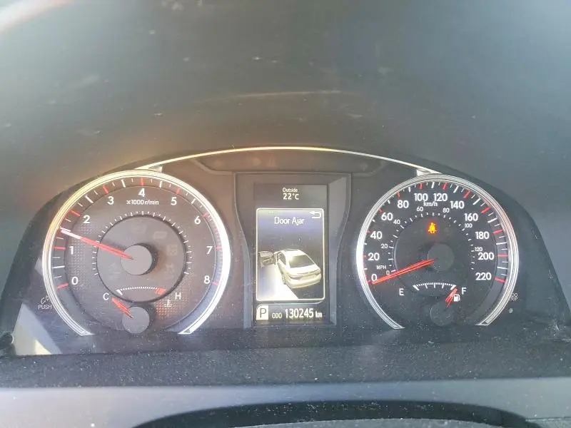 2015 TOYOTA CAMRY LE  