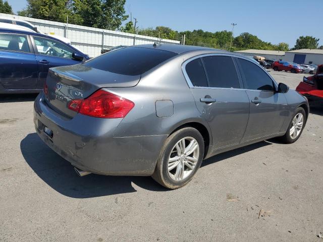 2013 INFINITI G37 