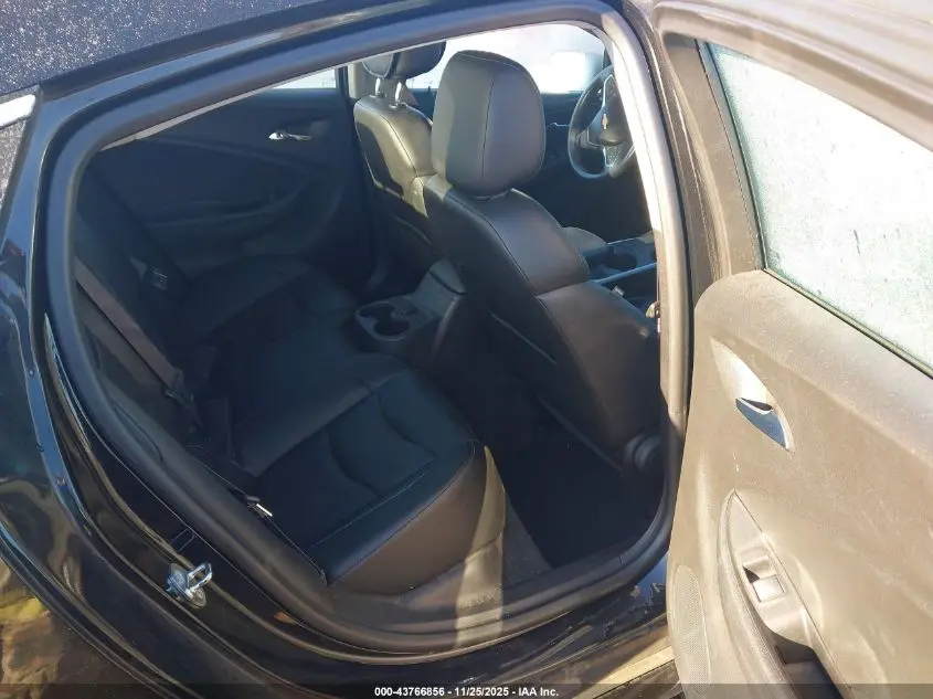 2017 CHEVROLET VOLT LT