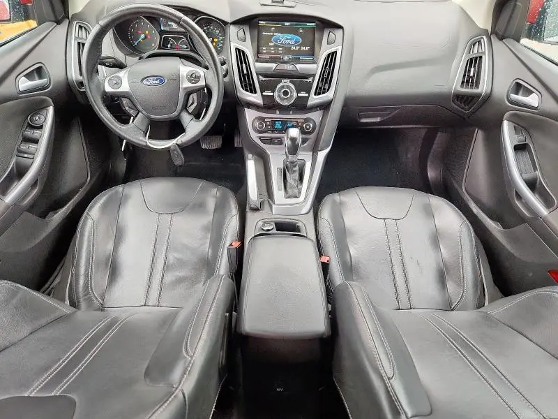 2012 FORD FOCUS TITANIUM  