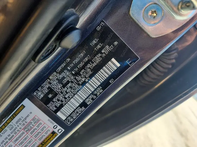 2015 TOYOTA 4RUNNER SR5  