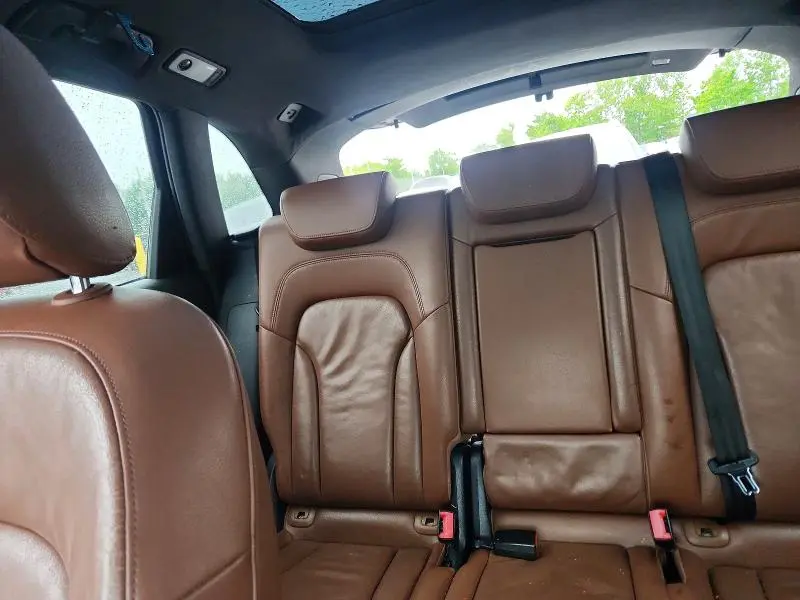 2010 AUDI Q5 PREMIUM PLUS  