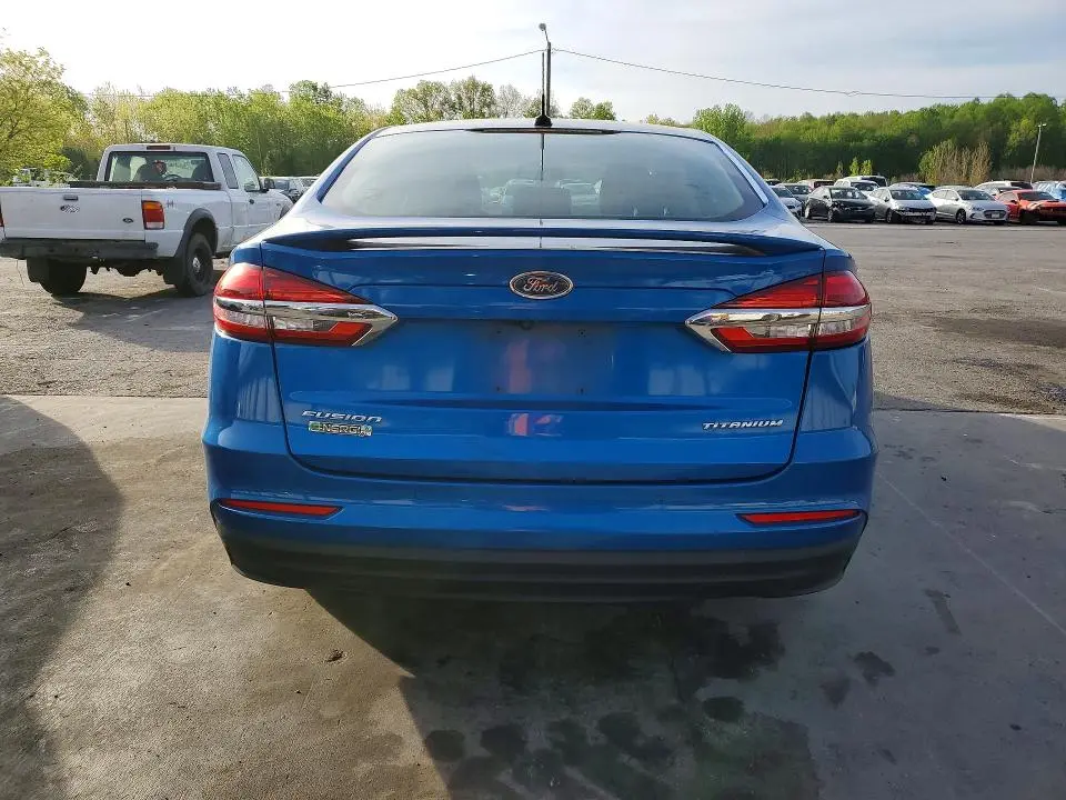 2019 FORD FUSION TITANIUM  