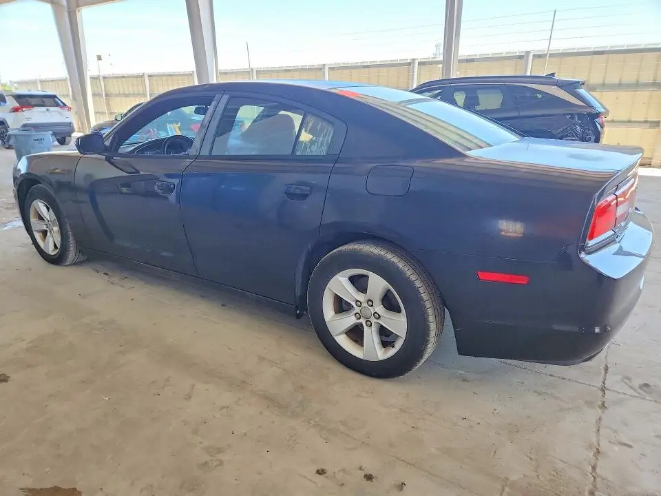 2012 DODGE CHARGER SE  