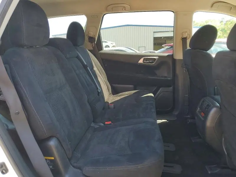 2015 NISSAN PATHFINDER S  