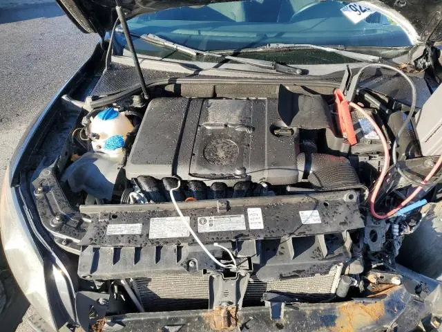 2013 VOLKSWAGEN PASSAT S  