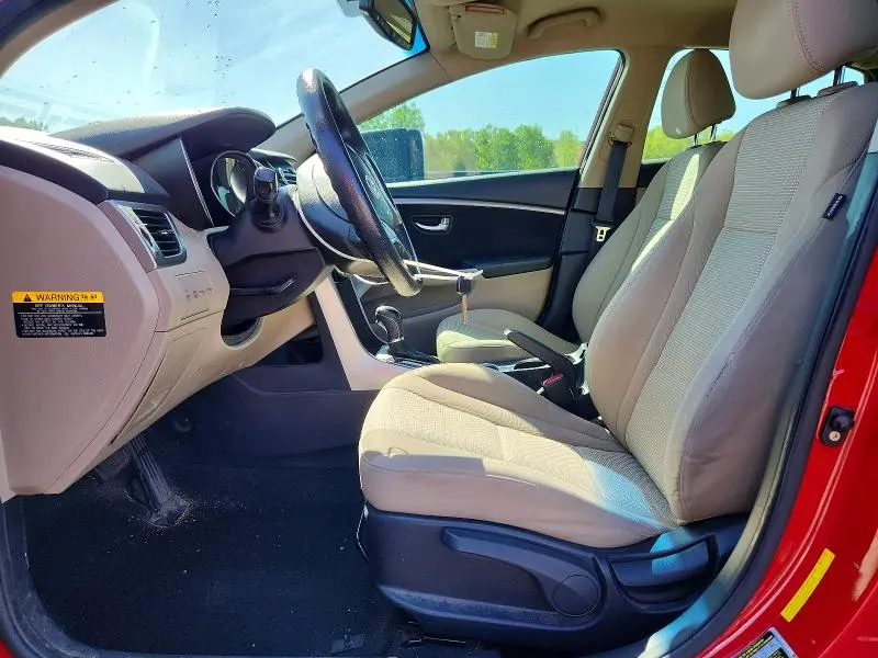 2013 HYUNDAI ELANTRA GT BASE  