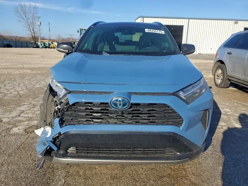 2024 TOYOTA RAV4 XSE  