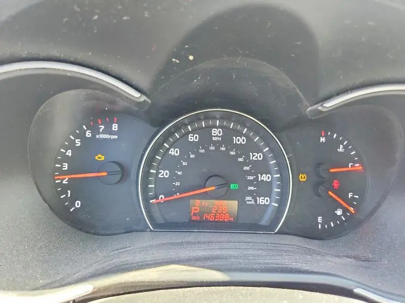 2014 KIA SORENTO LX  