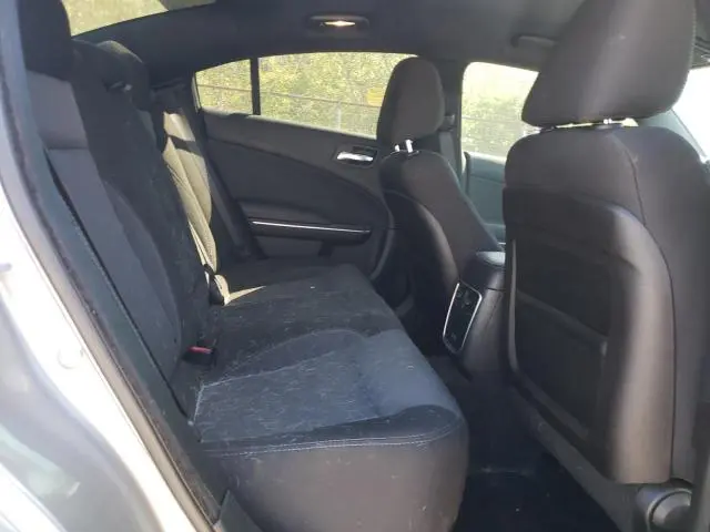 2016 DODGE CHARGER SE  