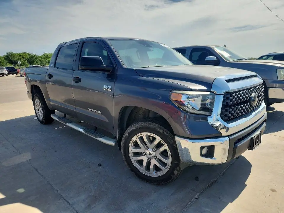 2020 TOYOTA TUNDRA SR5  