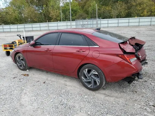2024 HYUNDAI ELANTRA SEL  