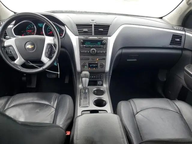 2011 CHEVROLET TRAVERSE LT  