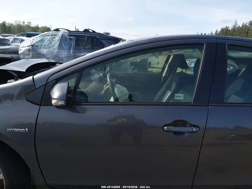2015 TOYOTA PRIUS C THREE