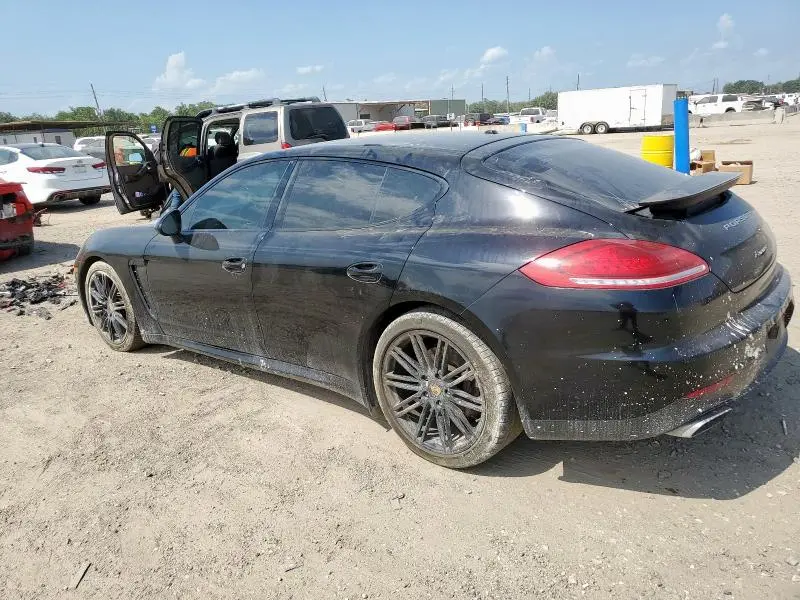 2016 PORSCHE PANAMERA 2  