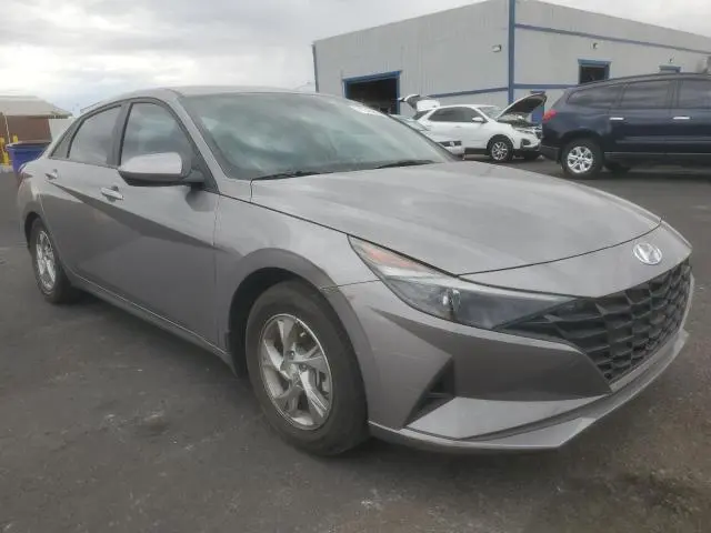 2023 HYUNDAI ELANTRA SE  