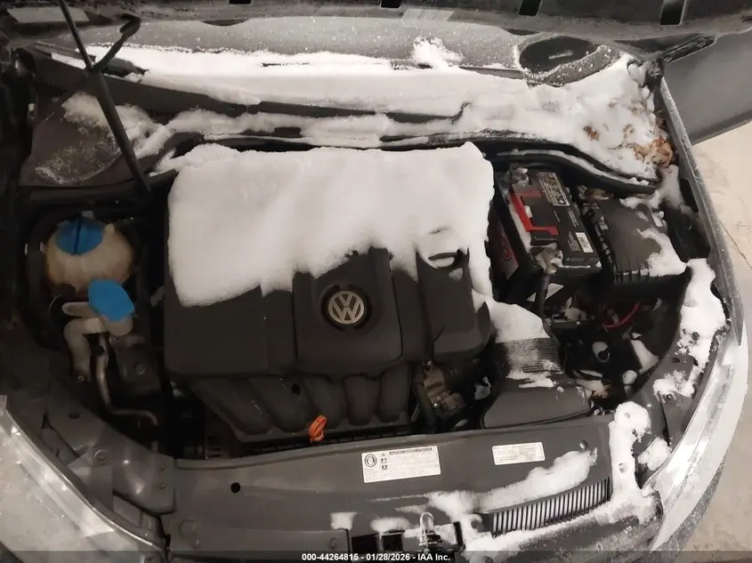 2013 VOLKSWAGEN JETTA SPORTWAGEN 2.5L S