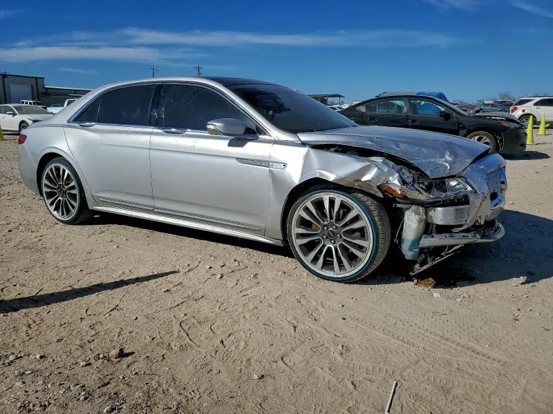 2017 LINCOLN CONTINENTAL RESERVE  