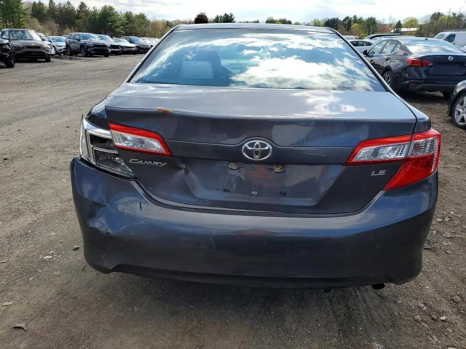 2013 TOYOTA CAMRY LE  