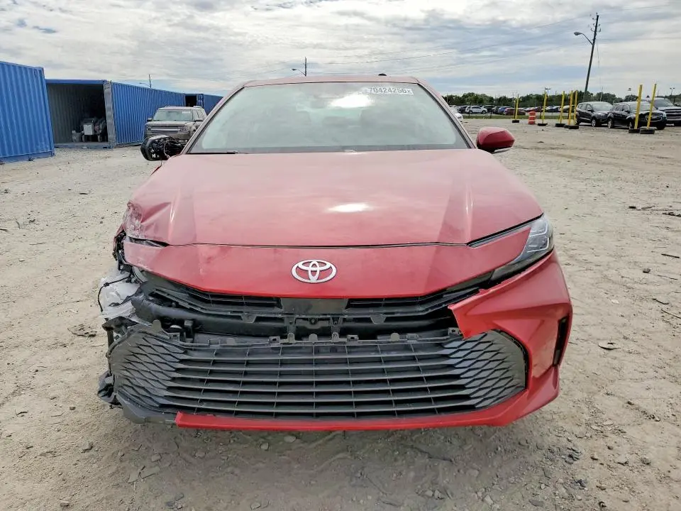 2026 TOYOTA CAMRY XLE  