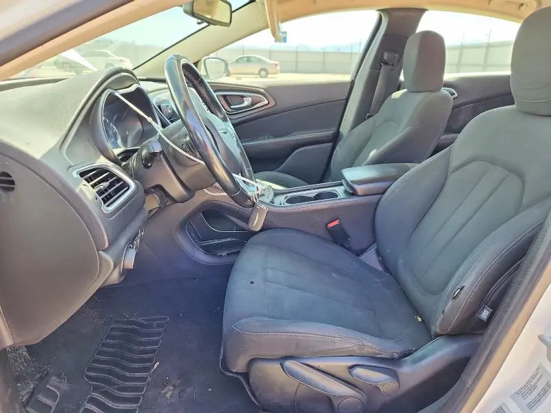 2016 CHRYSLER 200 LX  