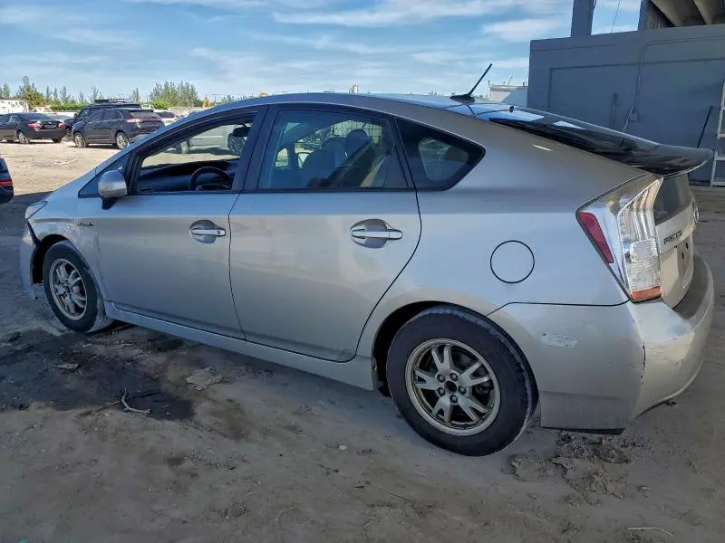2011 TOYOTA PRIUS TWO  