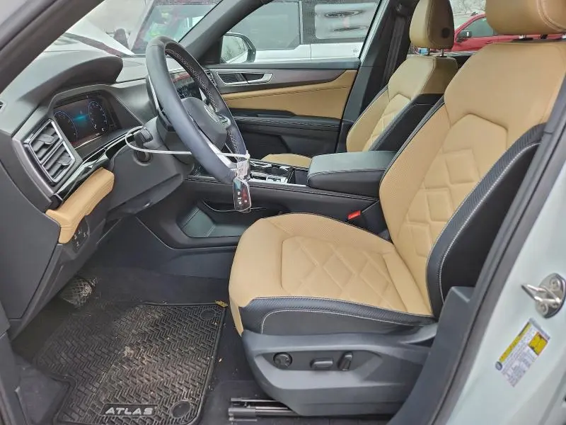 2024 VOLKSWAGEN ATLAS CROSS SPORT SE  